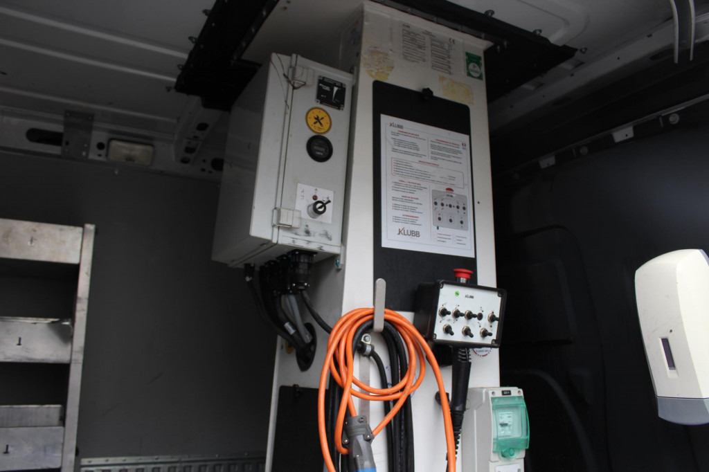 Renault Master 145 E6 Klubb KL-26 12m Kamera Klima AHK - Billift: bild 3 Renault Master 145 E6 Klubb KL-26 12m Kamera Klima AHK - Billift: bild 3