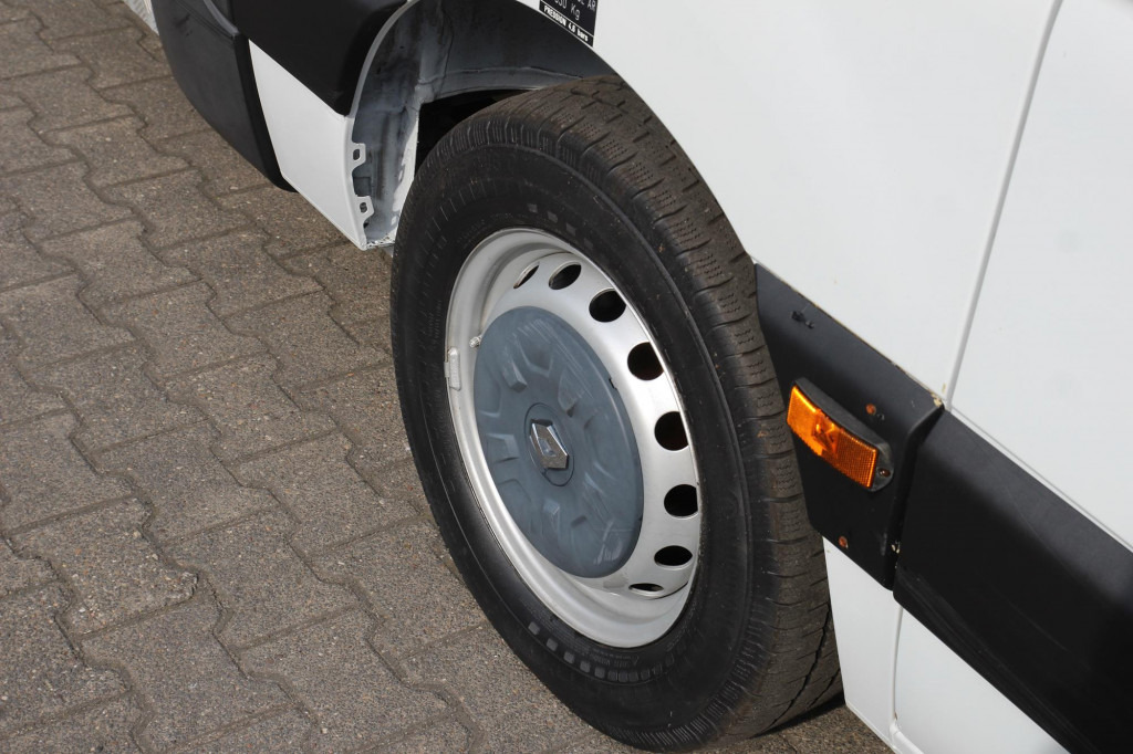 Renault Master Comilev 100TF1 10m Klima nur 167h HU-UVV - Billift: bild 5 Renault Master Comilev 100TF1 10m Klima nur 167h HU-UVV - Billift: bild 5