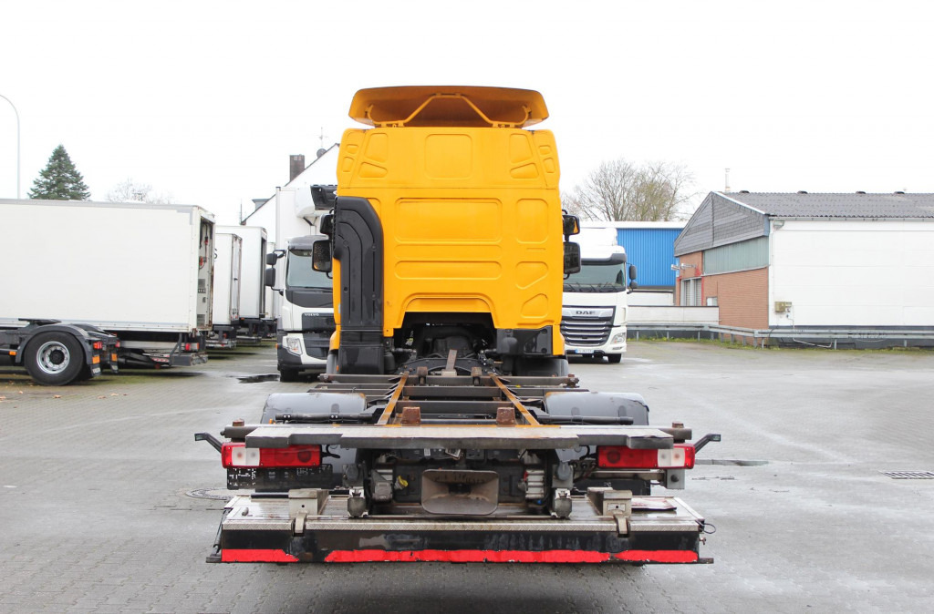 Chassi lastbil Renault Premium 380DXi BDF Schlafkabine LBW AHK 298 TKm: bild 11 Chassi lastbil Renault Premium 380DXi BDF Schlafkabine LBW AHK 298 TKm: bild 11