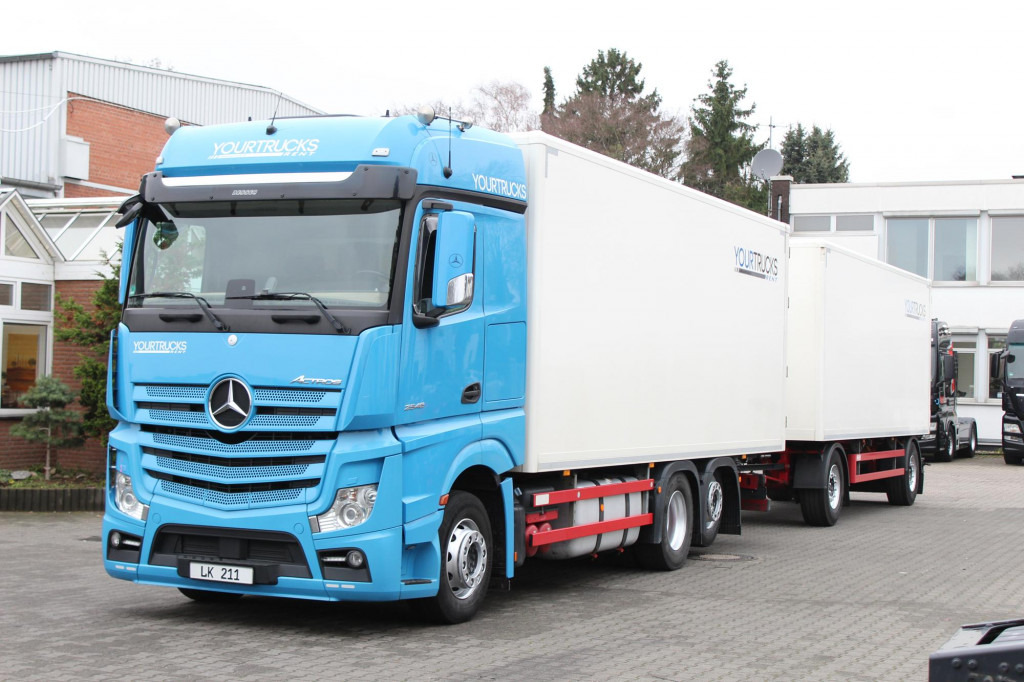 Mercedes-Benz Actros 2548 Koffer Retarder Schlafkab Kühlbox - Transportbil: bild 1 Mercedes-Benz Actros 2548 Koffer Retarder Schlafkab Kühlbox - Transportbil: bild 1