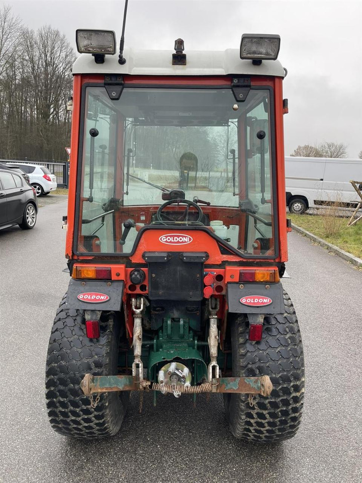 Goldoni IDEA 30HST Goldoni, Rasenmäher und Mulcher, Kabine, Frontkraftheber, Heckhubwerkanhängung - Traktor: bild 4 Goldoni IDEA 30HST Goldoni, Rasenmäher und Mulcher, Kabine, Frontkraftheber, Heckhubwerkanhängung - Traktor: bild 4