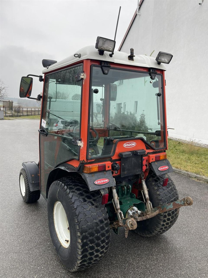 Goldoni IDEA 30HST Goldoni, Rasenmäher und Mulcher, Kabine, Frontkraftheber, Heckhubwerkanhängung - Traktor: bild 3 Goldoni IDEA 30HST Goldoni, Rasenmäher und Mulcher, Kabine, Frontkraftheber, Heckhubwerkanhängung - Traktor: bild 3