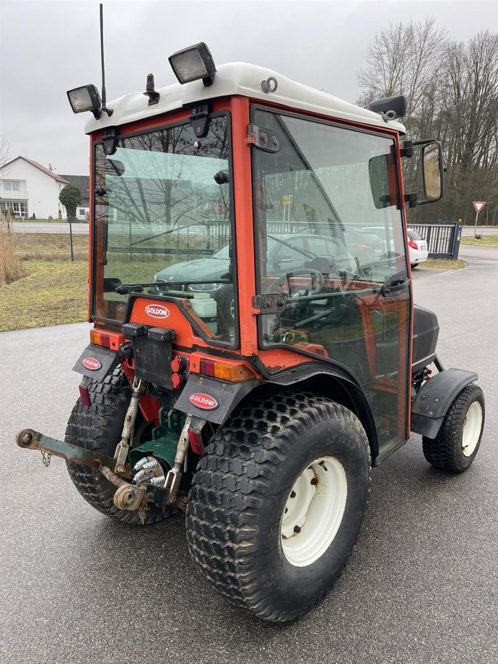 Goldoni IDEA 30HST Goldoni, Rasenmäher und Mulcher, Kabine, Frontkraftheber, Heckhubwerkanhängung - Traktor: bild 5 Goldoni IDEA 30HST Goldoni, Rasenmäher und Mulcher, Kabine, Frontkraftheber, Heckhubwerkanhängung - Traktor: bild 5