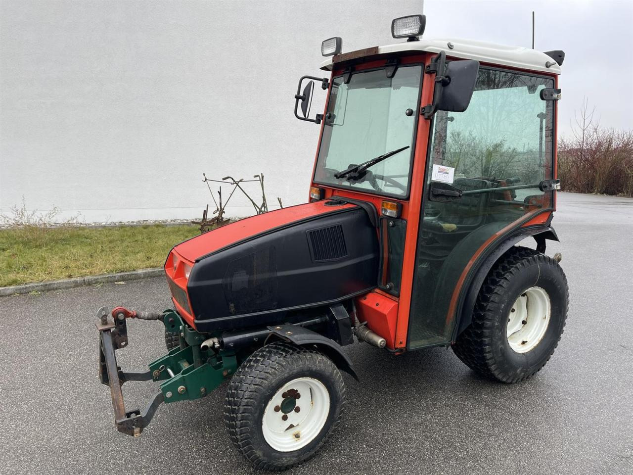 Goldoni IDEA 30HST Goldoni, Rasenmäher und Mulcher, Kabine, Frontkraftheber, Heckhubwerkanhängung - Traktor: bild 1 Goldoni IDEA 30HST Goldoni, Rasenmäher und Mulcher, Kabine, Frontkraftheber, Heckhubwerkanhängung - Traktor: bild 1