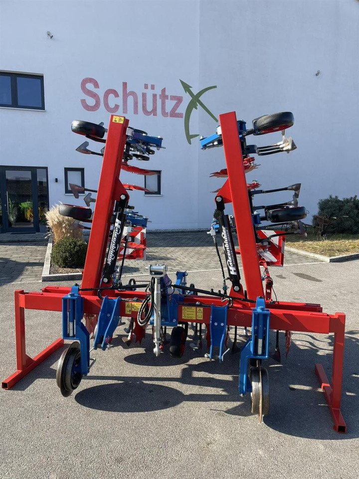 Hatzenbichler 6-reihiges Hackgerät, 75 cm Abstand, TOP Zustand - Maskin för jordbearbetning: bild 1 Hatzenbichler 6-reihiges Hackgerät, 75 cm Abstand, TOP Zustand - Maskin för jordbearbetning: bild 1