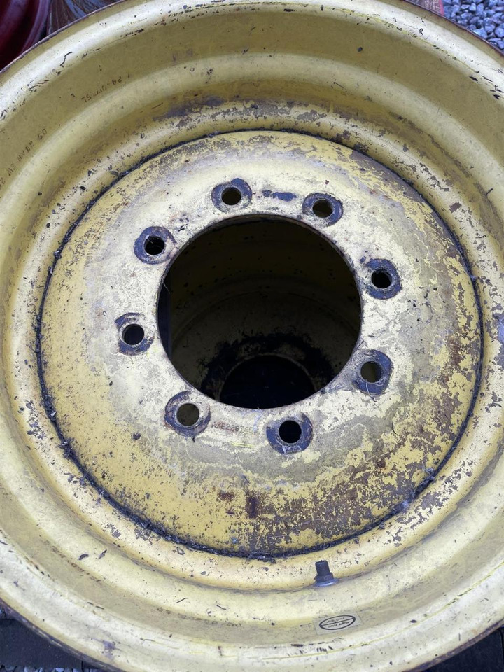 John Deere 15X24 / 8 Loch Felge - Fälg: bild 3 John Deere 15X24 / 8 Loch Felge - Fälg: bild 3