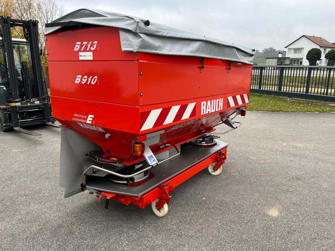 Rauch Axera H-EMC, Baujahr 2006 - Mineralgödselspridare: bild 5 Rauch Axera H-EMC, Baujahr 2006 - Mineralgödselspridare: bild 5