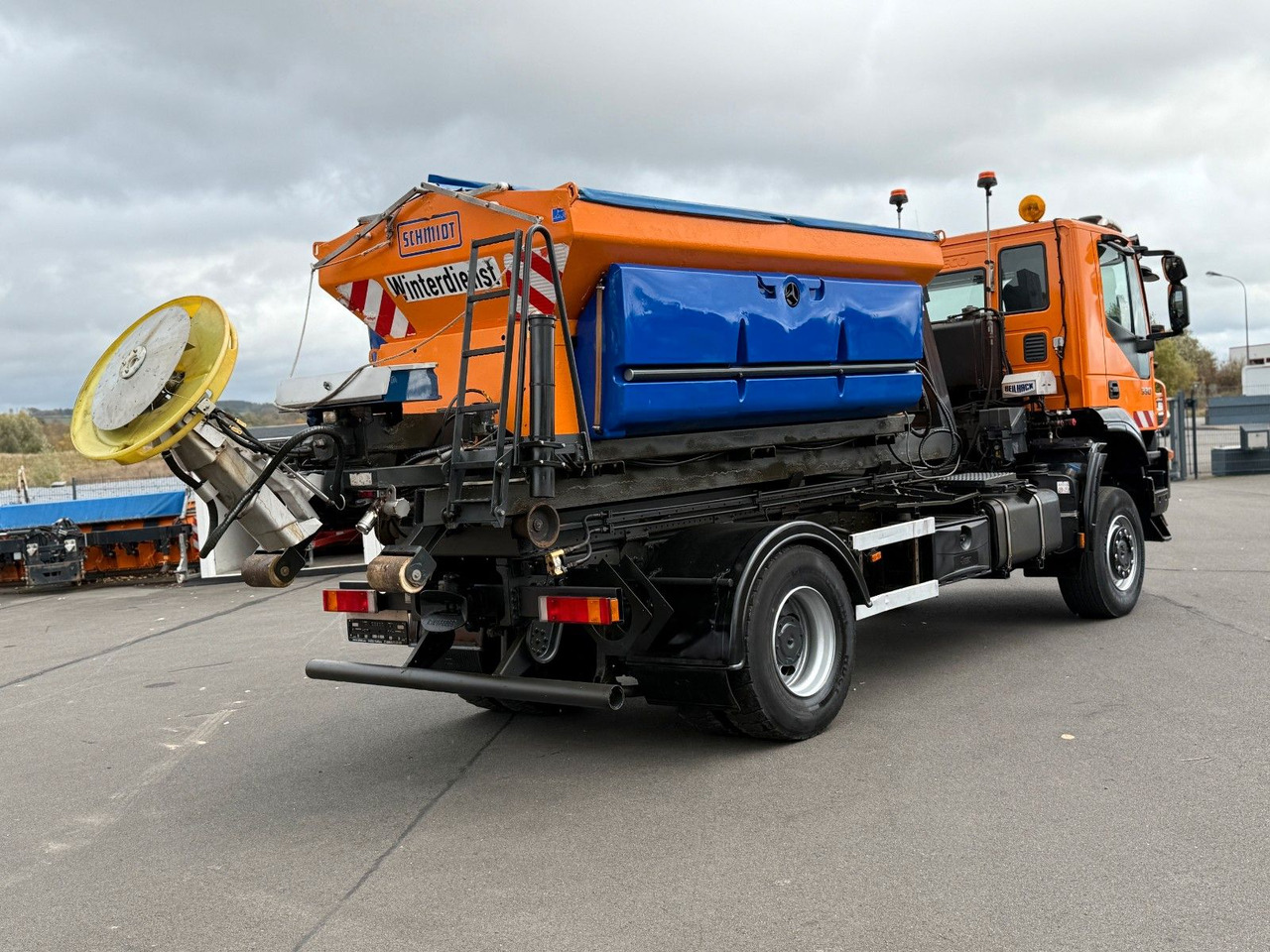 Iveco Trakker 330 EEV Winterdienst Abroll - Lastväxlare lastbil: bild 4 Iveco Trakker 330 EEV Winterdienst Abroll - Lastväxlare lastbil: bild 4
