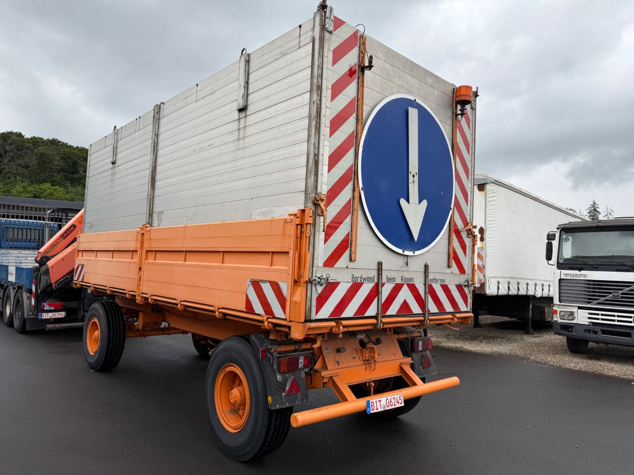 Kässbohrer 3 - Seiten Kipper Blattfederung + Zusatzaufbau - Tippsläp: bild 2 Kässbohrer 3 - Seiten Kipper Blattfederung + Zusatzaufbau - Tippsläp: bild 2