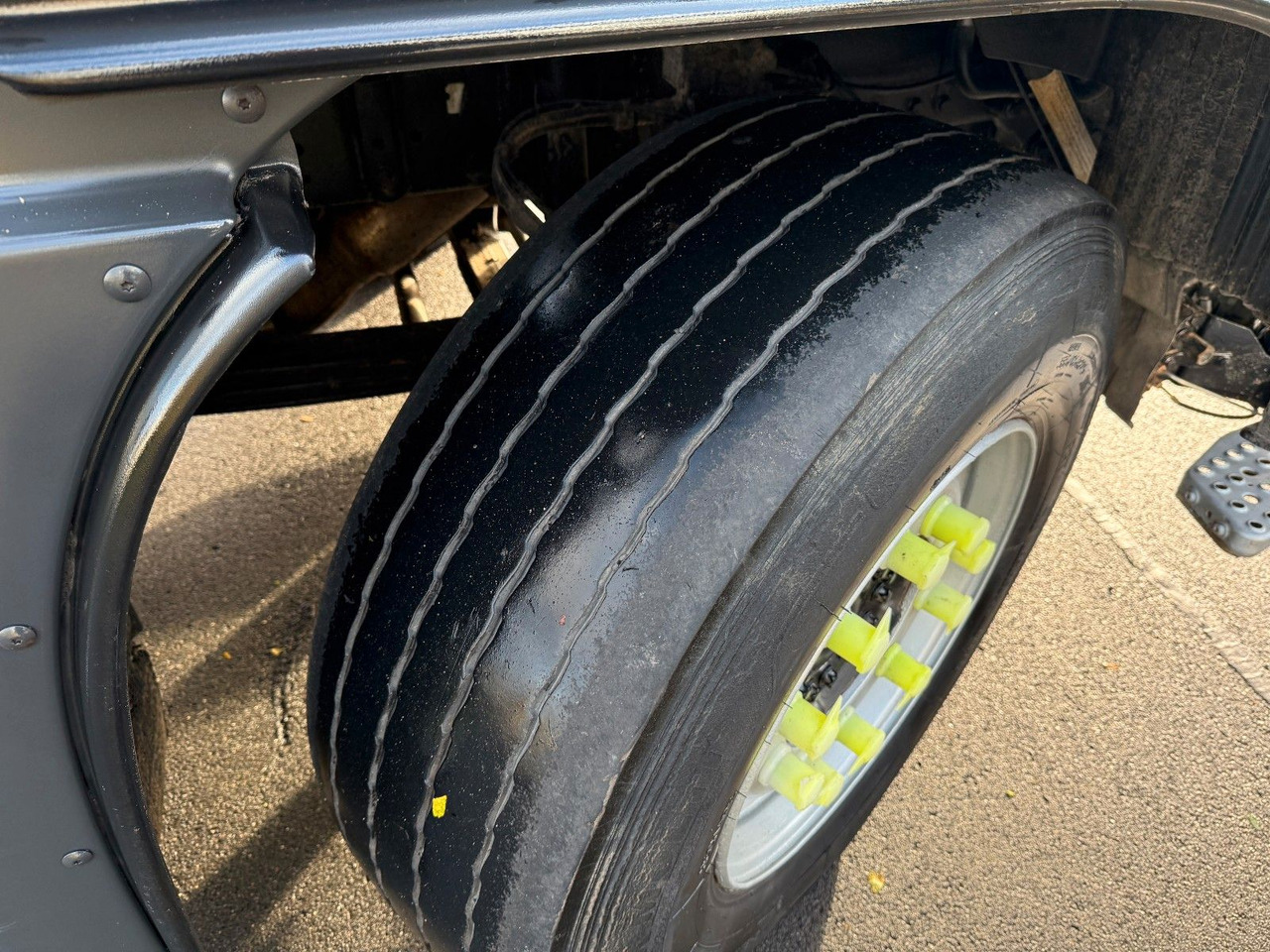 MAN TGS 35.360 8x2 Fahrgestell - Chassi lastbil: bild 4 MAN TGS 35.360 8x2 Fahrgestell - Chassi lastbil: bild 4