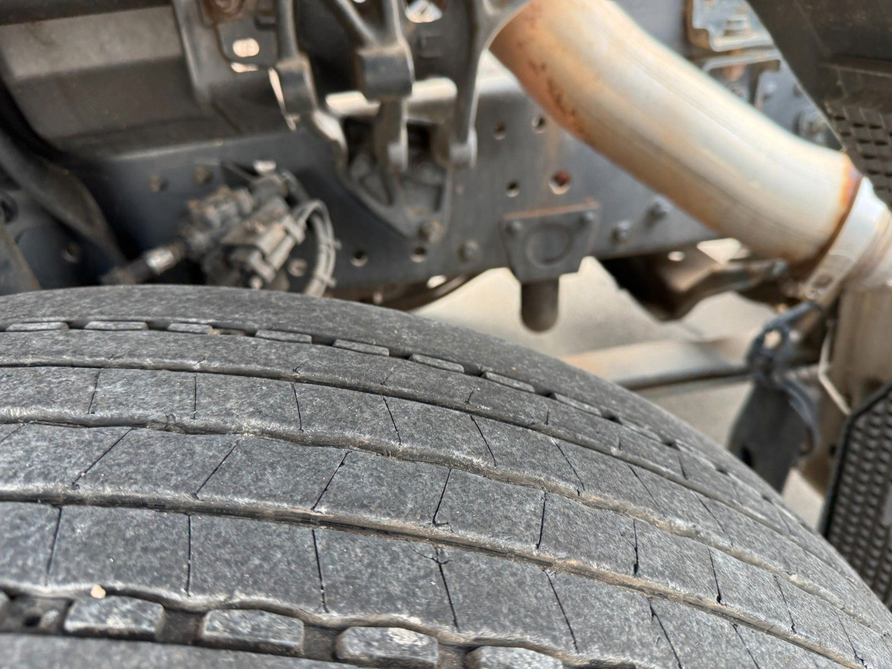 Mercedes-Benz Actros 1832 MP 3 Kipperfahrgestell + Klima - Chassi lastbil: bild 3 Mercedes-Benz Actros 1832 MP 3 Kipperfahrgestell + Klima - Chassi lastbil: bild 3