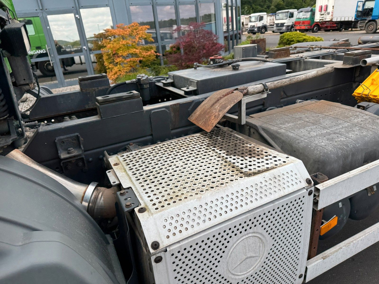 Mercedes-Benz Actros 1832 MP 3 Kipperfahrgestell + Klima - Chassi lastbil: bild 4 Mercedes-Benz Actros 1832 MP 3 Kipperfahrgestell + Klima - Chassi lastbil: bild 4