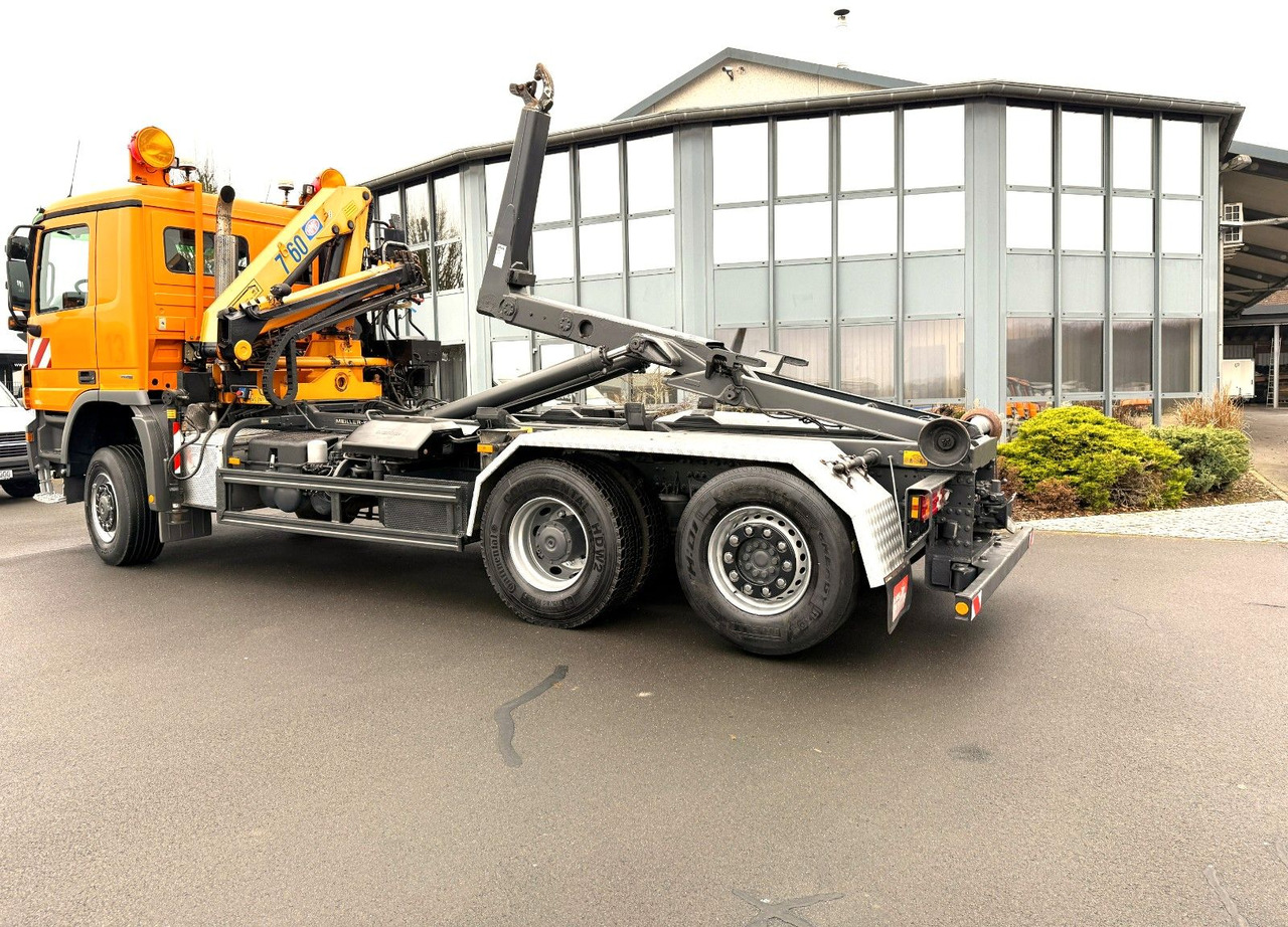 Mercedes-Benz Actros 2632 6x4/2 Meiller + HMF Kran - Lastväxlare lastbil, Kranbil: bild 3 Mercedes-Benz Actros 2632 6x4/2 Meiller + HMF Kran - Lastväxlare lastbil, Kranbil: bild 3