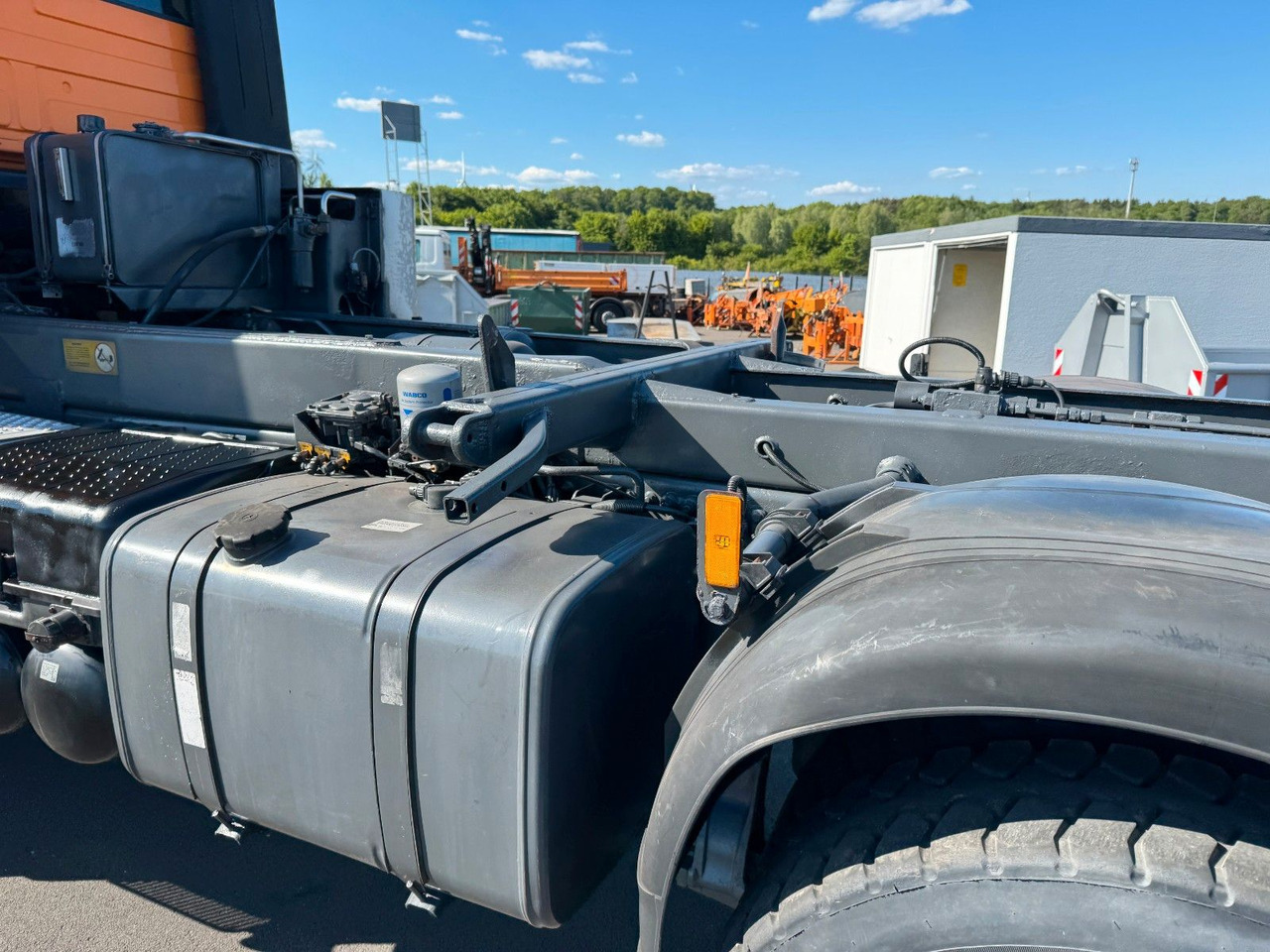 Leasa  Mercedes-Benz Actros 3341 6x6  Kipperfahrgestell mit Zylinder Mercedes-Benz Actros 3341 6x6  Kipperfahrgestell mit Zylinder: bild 10