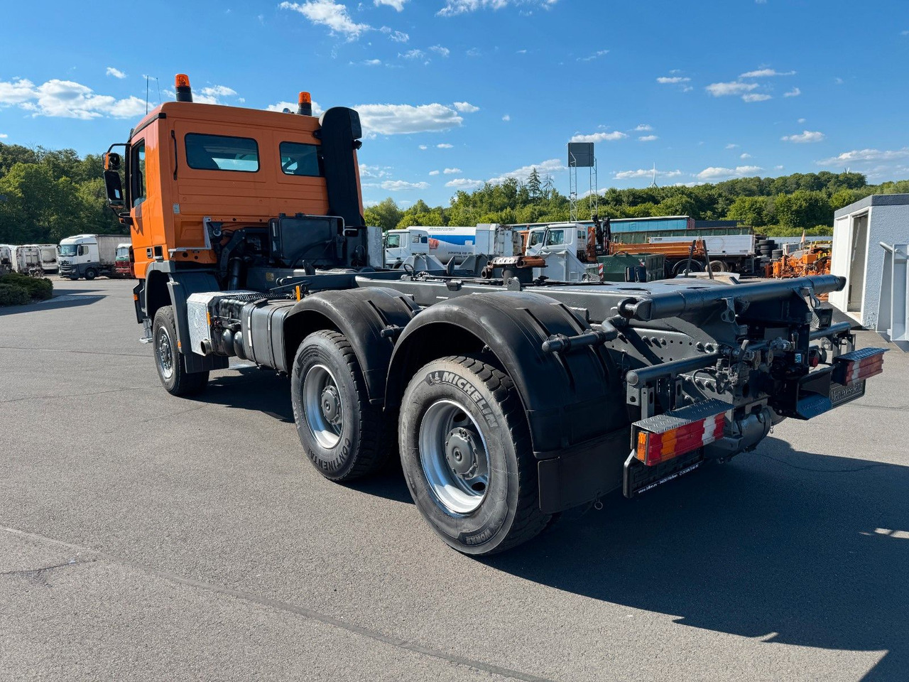 Leasa  Mercedes-Benz Actros 3341 6x6  Kipperfahrgestell mit Zylinder Mercedes-Benz Actros 3341 6x6  Kipperfahrgestell mit Zylinder: bild 13