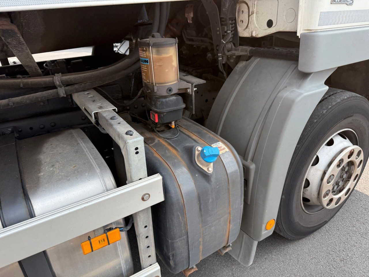 Sopbil Mercedes-Benz Actros MP3 2532 6x2 Faun Rotorpress 521: bild 8 Sopbil Mercedes-Benz Actros MP3 2532 6x2 Faun Rotorpress 521: bild 8