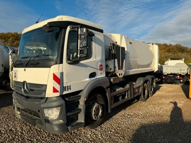 Mercedes-Benz Antos 2533 6x2 Seitenlader Euro 6 Mercedes-Benz Antos 2533 6x2 Seitenlader Euro 6 - Sopbil: bild 1 Mercedes-Benz Antos 2533 6x2 Seitenlader Euro 6 Mercedes-Benz Antos 2533 6x2 Seitenlader Euro 6 - Sopbil: bild 1