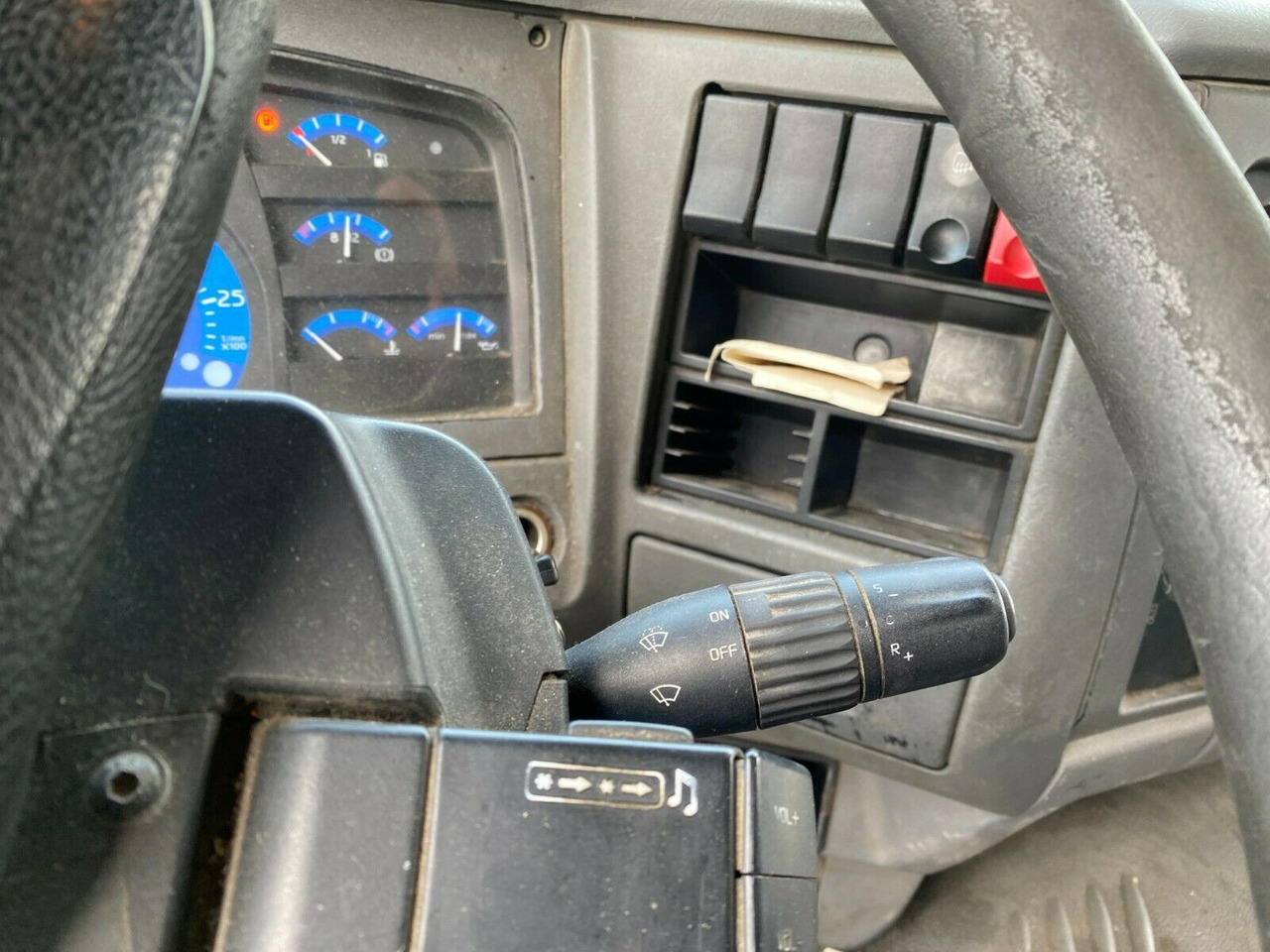 Sopbil Renault 320 DCI Premium 6x2 Hydraulik Renault 320 DCI Premium 6x2 Hydraulik: bild 8