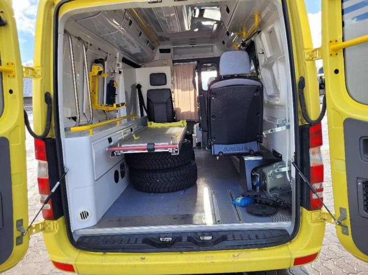 MERCEDES – BENZ SPRINTER 3.0D AMBULANCE (PROFILE) KLIMA 2.2016 EURO 6  - Ambulans: bild 4 MERCEDES – BENZ SPRINTER 3.0D AMBULANCE (PROFILE) KLIMA 2.2016 EURO 6  - Ambulans: bild 4