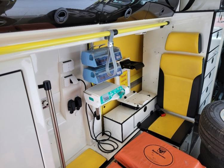 Ambulans MERCEDES – BENZ SPRINTER 3.0D AMBULANCE (TAMLANS) KLIMA, 11.2016, EURO 6: bild 14 Ambulans MERCEDES – BENZ SPRINTER 3.0D AMBULANCE (TAMLANS) KLIMA, 11.2016, EURO 6: bild 14