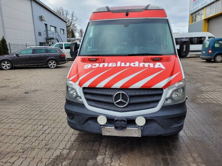 MERCEDES – BENZ SPRINTER 319 3.0D AMBULANCE (PROFILE) KLIMA, 6.2017, EURO 6  - Ambulans: bild 3 MERCEDES – BENZ SPRINTER 319 3.0D AMBULANCE (PROFILE) KLIMA, 6.2017, EURO 6  - Ambulans: bild 3