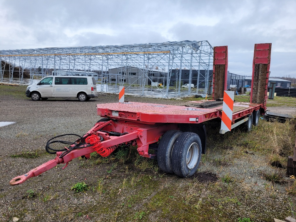 STENA SPN 30+FULL STEEL SUSPENSION+HYDRAULIC RAMPS - Låg lastare trailer: bild 1 STENA SPN 30+FULL STEEL SUSPENSION+HYDRAULIC RAMPS - Låg lastare trailer: bild 1