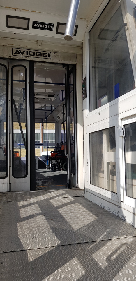 AVIOGEI Ambulift E747 (Half Cab) - Ambulift: bild 4 AVIOGEI Ambulift E747 (Half Cab) - Ambulift: bild 4