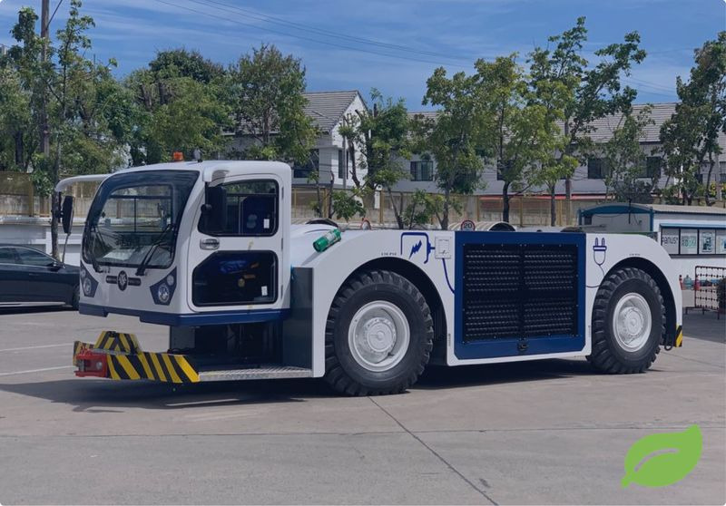 BlissFox 40E - Pushbacktraktor: bild 1 BlissFox 40E - Pushbacktraktor: bild 1