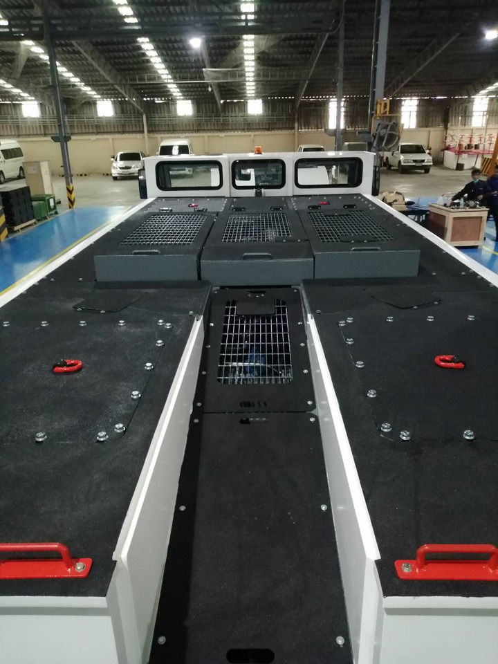 BlissFox 70D - Pushbacktraktor: bild 4 BlissFox 70D - Pushbacktraktor: bild 4