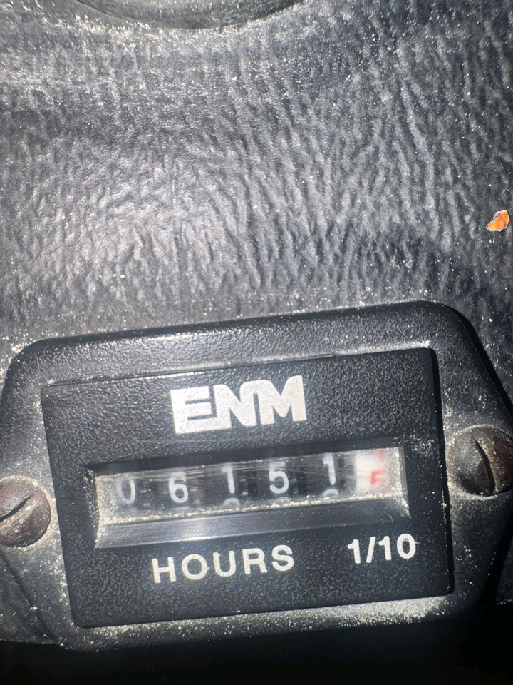 Charlatte 2012 - Bagagetraktor: bild 1 Charlatte 2012 - Bagagetraktor: bild 1