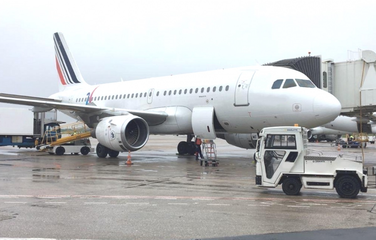 Charlatte TE135 - Bagagetraktor: bild 3 Charlatte TE135 - Bagagetraktor: bild 3