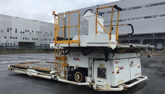 Lower Deck Loader FMC Commander 15 Wide - Container- och pallastare: bild 2 Lower Deck Loader FMC Commander 15 Wide - Container- och pallastare: bild 2