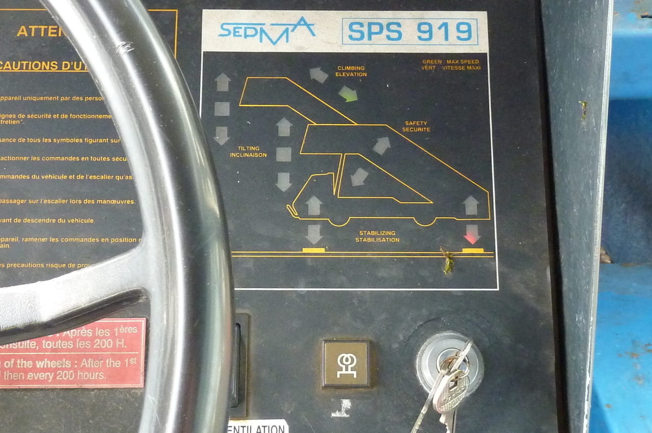 SOVAM Passenger Stairs 1.9 SPS - Passagerartrappa: bild 4 SOVAM Passenger Stairs 1.9 SPS - Passagerartrappa: bild 4