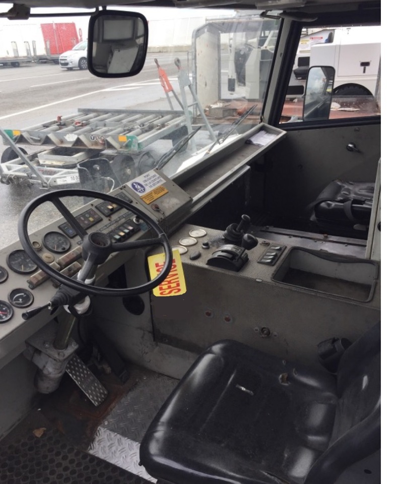 Schopf F396C - Pushbacktraktor: bild 5 Schopf F396C - Pushbacktraktor: bild 5