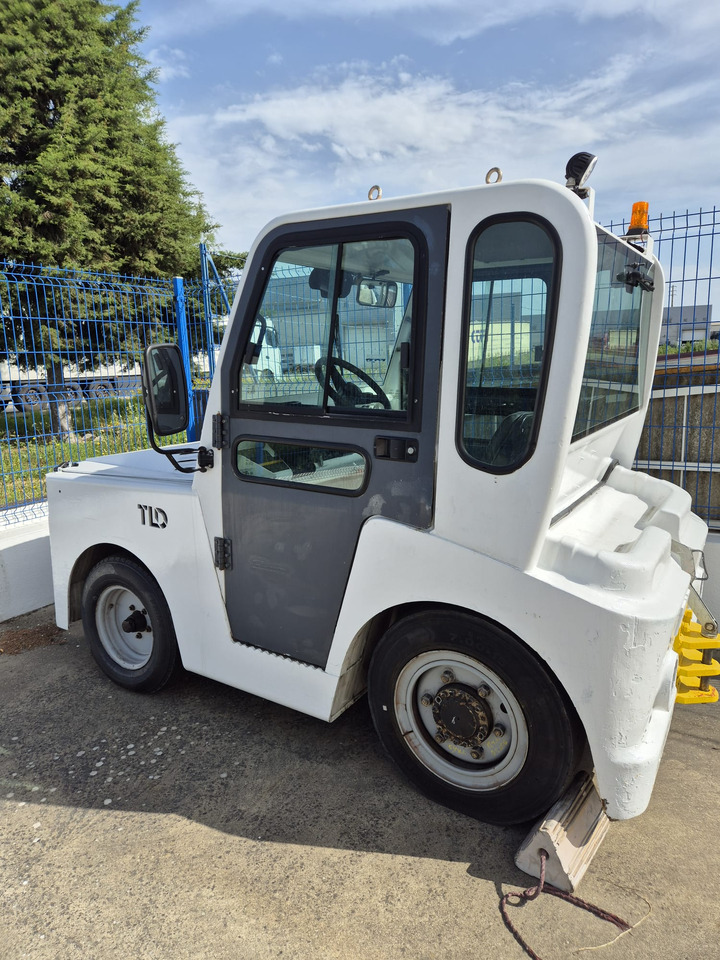 TLD JST30 - Bagagetraktor: bild 2 TLD JST30 - Bagagetraktor: bild 2