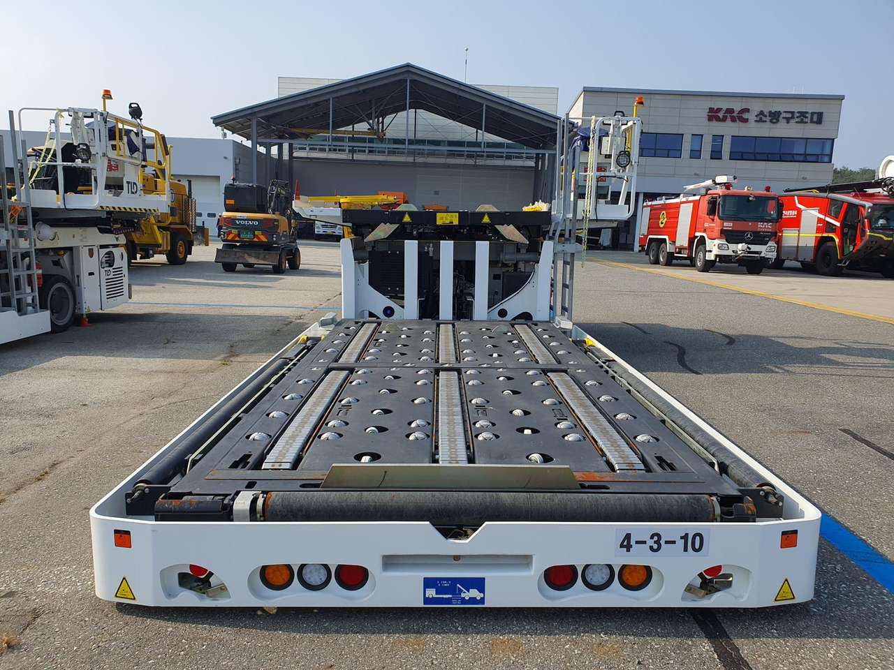 TLD Loader TXL838 - Container- och pallastare: bild 2 TLD Loader TXL838 - Container- och pallastare: bild 2