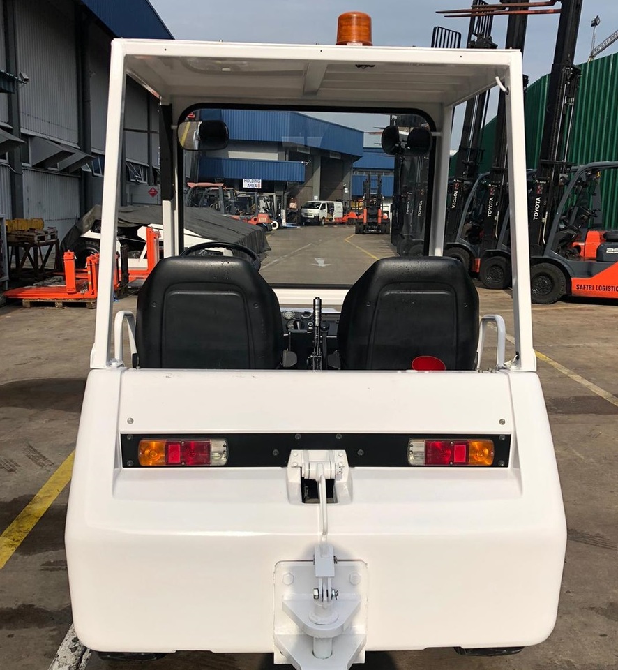 Toyota Tractor - Bagagetraktor: bild 3 Toyota Tractor - Bagagetraktor: bild 3