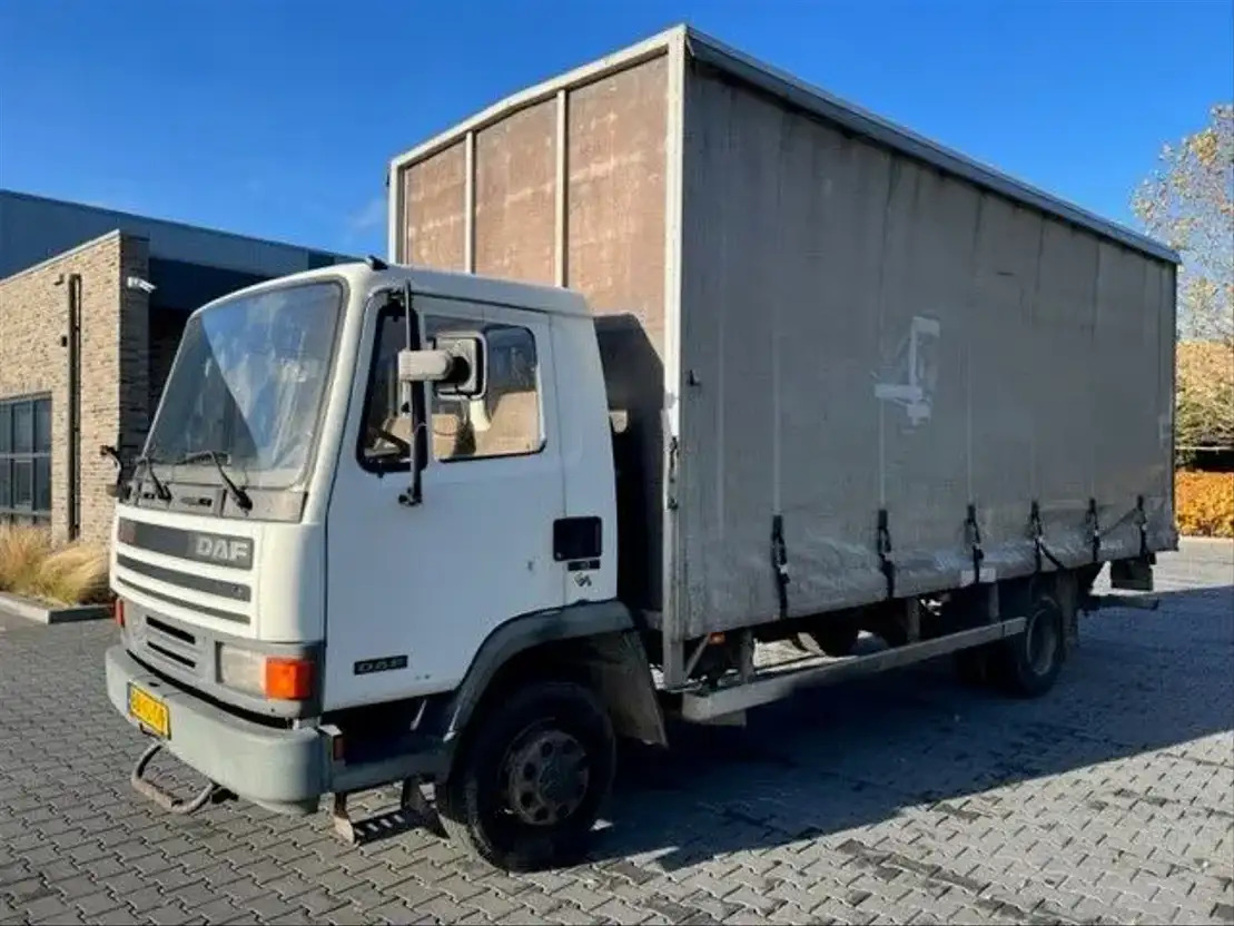 DAF LF 45.160 FA45.160 - Kapellbil: bild 1 DAF LF 45.160 FA45.160 - Kapellbil: bild 1