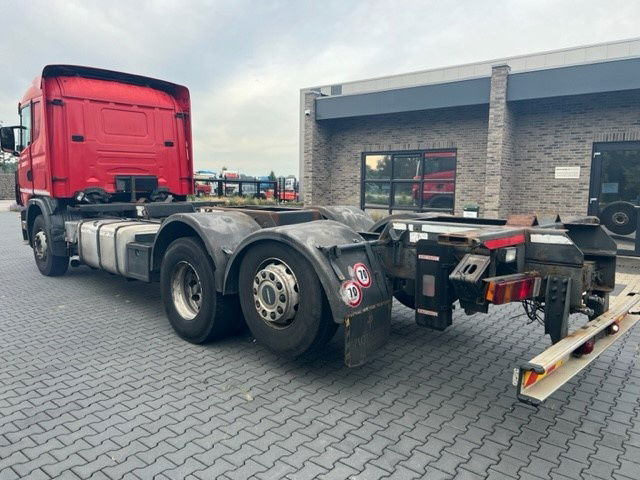Scania R124-420 .420 6x2 - Chassi lastbil: bild 4 Scania R124-420 .420 6x2 - Chassi lastbil: bild 4