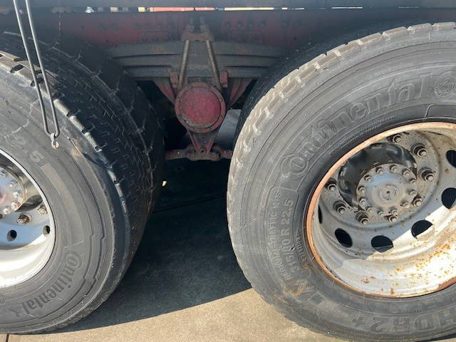 Volvo FM 12 FM12 8x4 - Tippbil lastbil: bild 3 Volvo FM 12 FM12 8x4 - Tippbil lastbil: bild 3