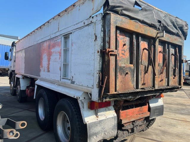 Volvo FM 12 FM12 8x4 - Tippbil lastbil: bild 5 Volvo FM 12 FM12 8x4 - Tippbil lastbil: bild 5