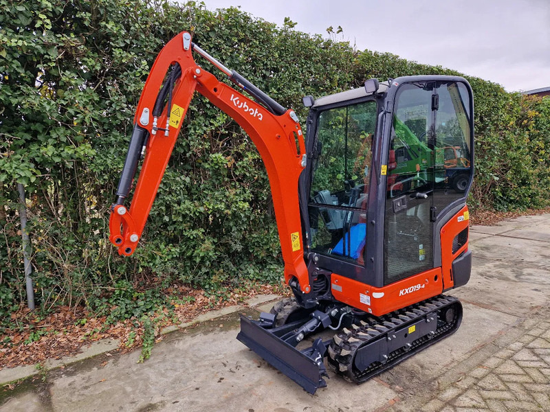 Kubota KX019-4 Hi-spec (NIEUW) - Minigrävmaskin: bild 4 Kubota KX019-4 Hi-spec (NIEUW) - Minigrävmaskin: bild 4