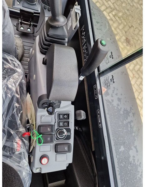 Ny Minigrävmaskin Kubota KX027-4 Hi-spec (NIEUW): bild 8 Ny Minigrävmaskin Kubota KX027-4 Hi-spec (NIEUW): bild 8