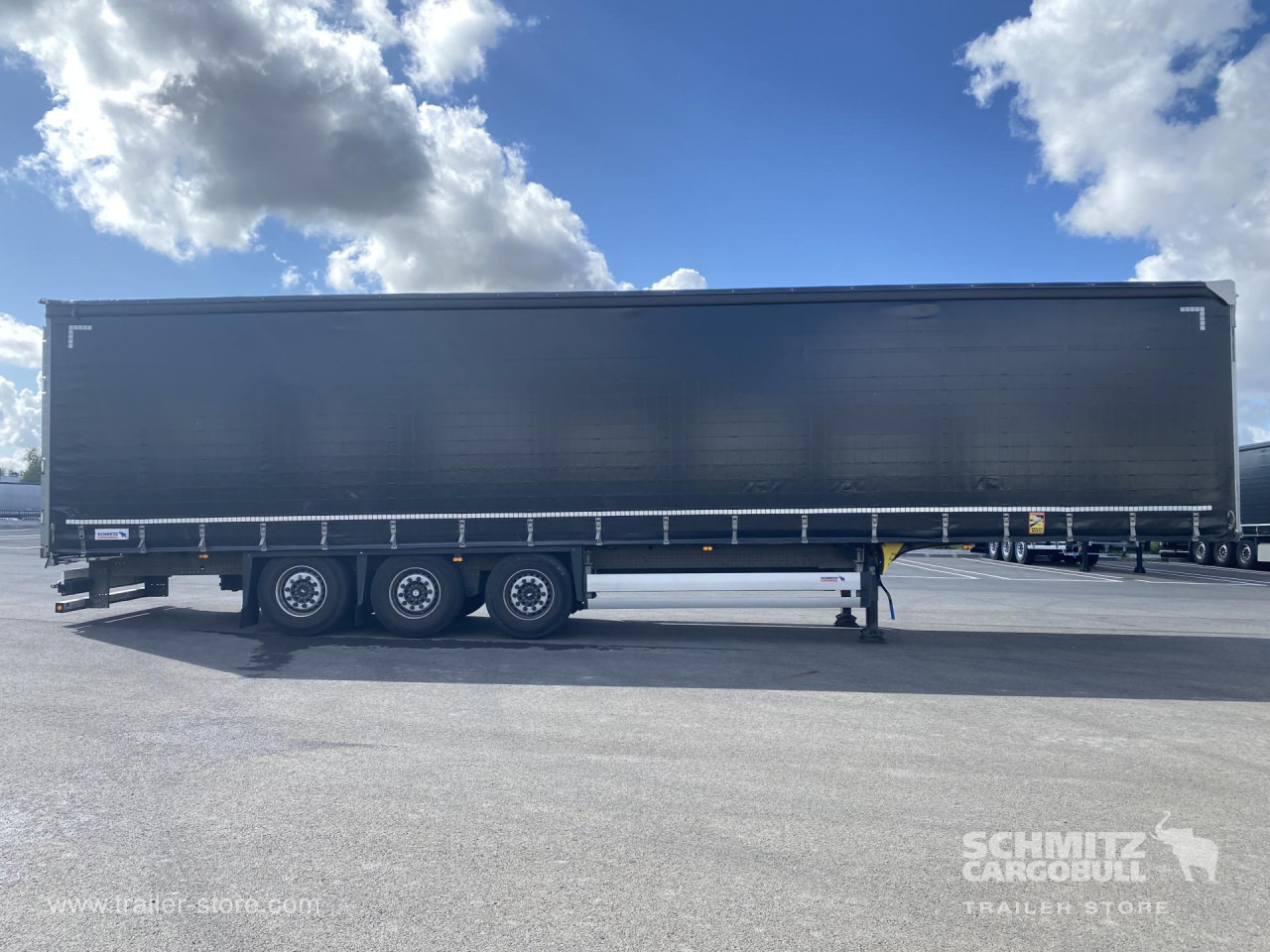 SCHMITZ Curtainsider Standard - Kapelltrailer: bild 5 SCHMITZ Curtainsider Standard - Kapelltrailer: bild 5