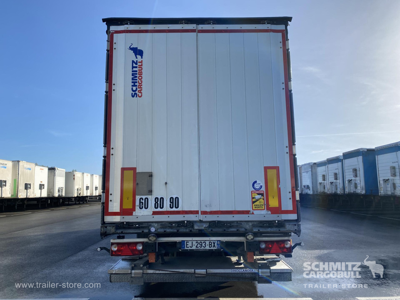 SCHMITZ Curtainsider Standard Taillift - Kapelltrailer: bild 2 SCHMITZ Curtainsider Standard Taillift - Kapelltrailer: bild 2