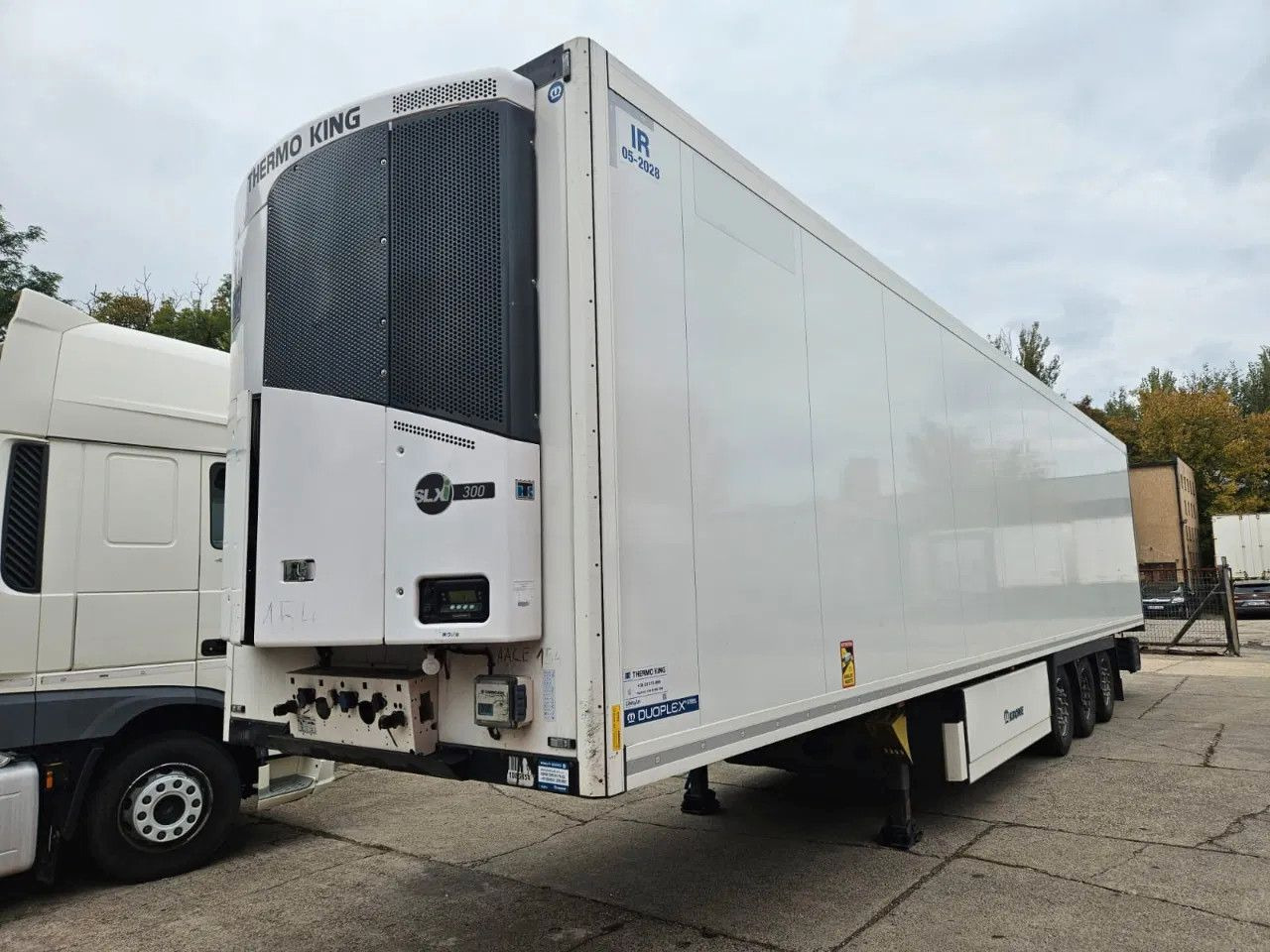 Krone SD Thermo King SLX300i - Lifting axle A - Pallet - Kyl/ Frys semitrailer: bild 1 Krone SD Thermo King SLX300i - Lifting axle A - Pallet - Kyl/ Frys semitrailer: bild 1