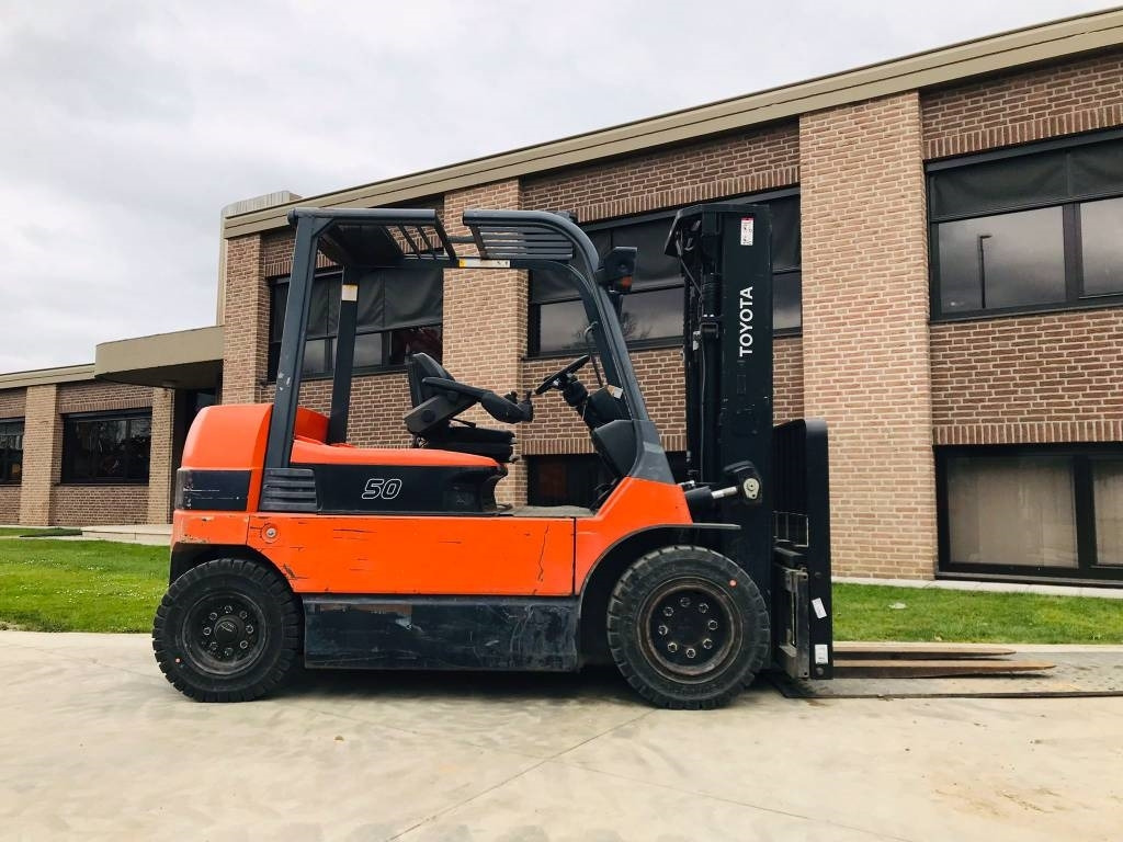 Toyota 7 FB MF 50 - Eltruck: bild 3 Toyota 7 FB MF 50 - Eltruck: bild 3