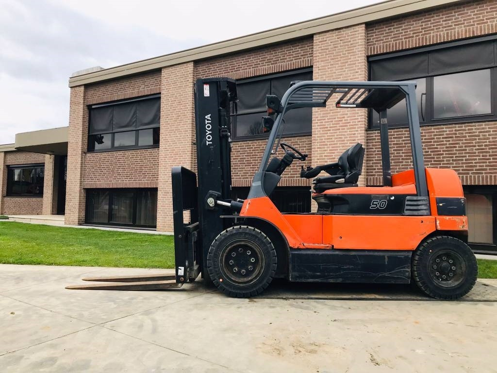 Toyota 7 FB MF 50 - Eltruck: bild 4 Toyota 7 FB MF 50 - Eltruck: bild 4