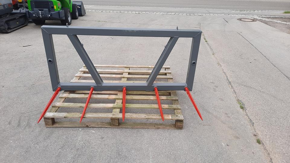 Ballenspieß Ballengabel Rundballengabel Quaderballenspieß Euro - Utrustning för ensilage: bild 2 Ballenspieß Ballengabel Rundballengabel Quaderballenspieß Euro - Utrustning för ensilage: bild 2