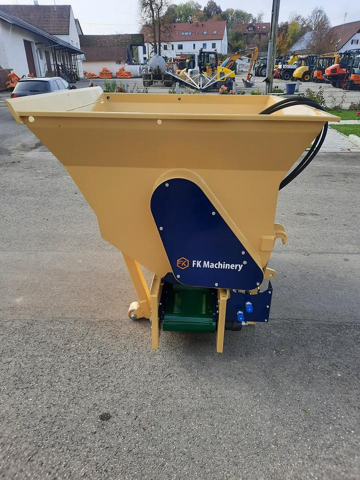 Liegeboxen Einstreugerät Futterverteilgerät Hoflader Radlader Cat - Utrustning för uppfödnings: bild 2 Liegeboxen Einstreugerät Futterverteilgerät Hoflader Radlader Cat - Utrustning för uppfödnings: bild 2